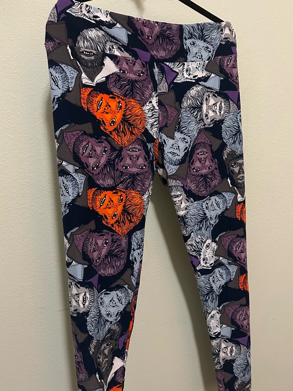 Halloween Werewolf Halloween Print Leggings in Black Orange & Purple